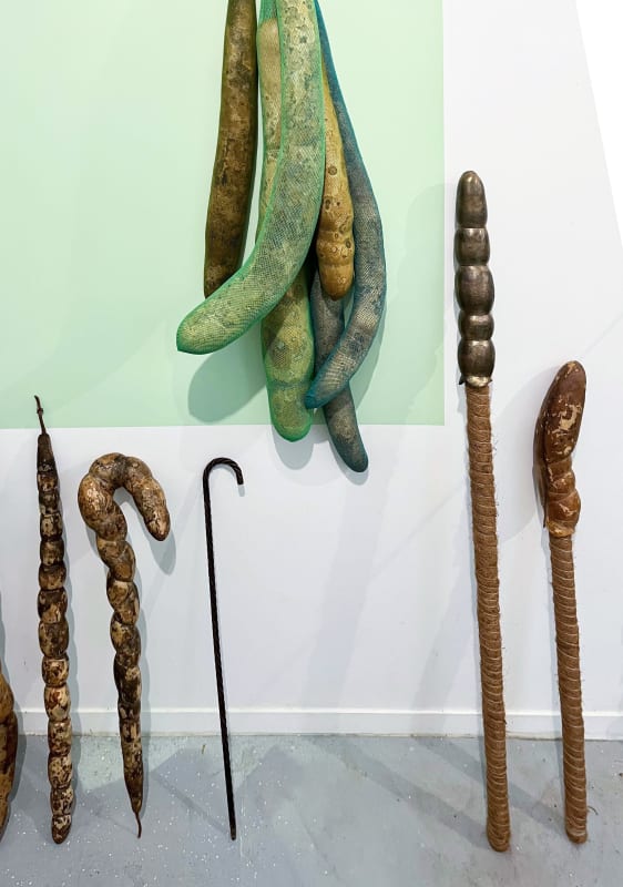 Ivana Adaime Makac.Tight Bonds, WIZARD LAB