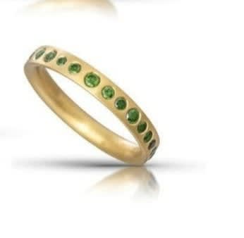 Louise O'Neill "Never Ending" Ring, 2022 18ct yellow with green round diamonds Size M 1/2