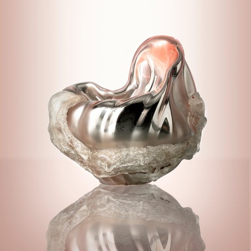 rosa spegel glasverk av Ulrika Barr med rosa bakgrund