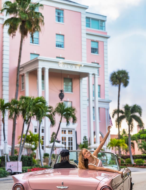 Palm Beach by David Yarrow at fine photo art gallery In The Pink, pop-up exhibition in Lisbon