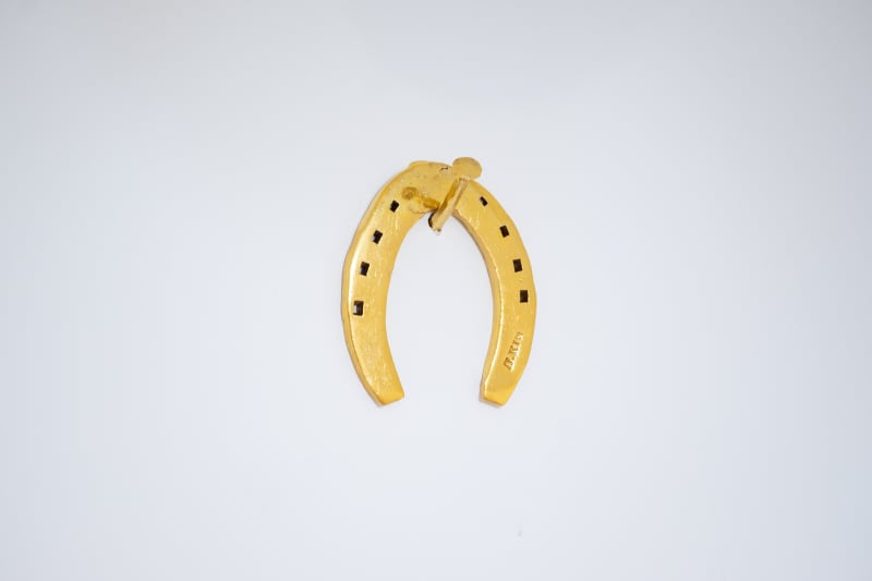 Gold-dipped horseshoe by artist Veronica Wilton