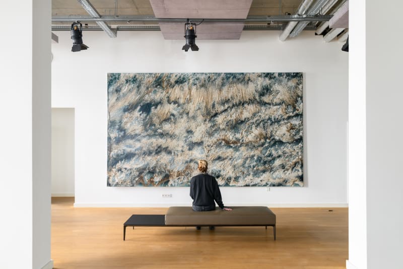 Monumentalis, Márta Kucsora