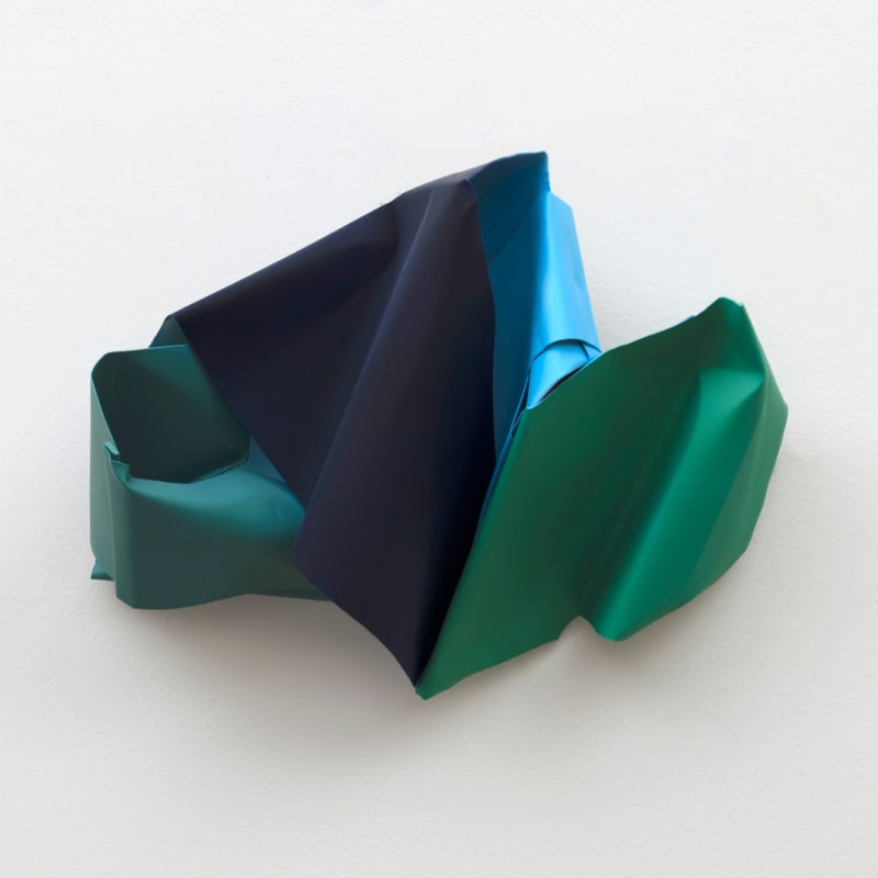 Fendetiĝi, 2021, acrylic on aluminum, 12 x 18 x 9 in. (30.5 x 45.7 x 22.9 cm)