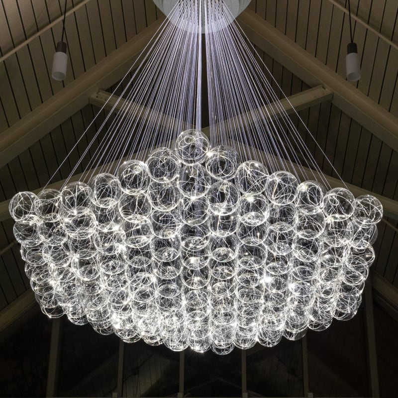 Bruce Munro, Snowball Chandelier, 2002
