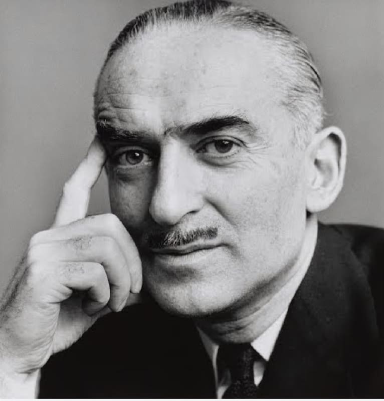 Alexander-Liberman-painter-sculptor-contemporary-minimalist-Morrison-Gallery