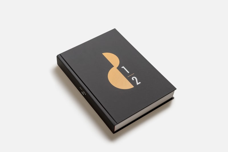 8½ Vol.1, Collections