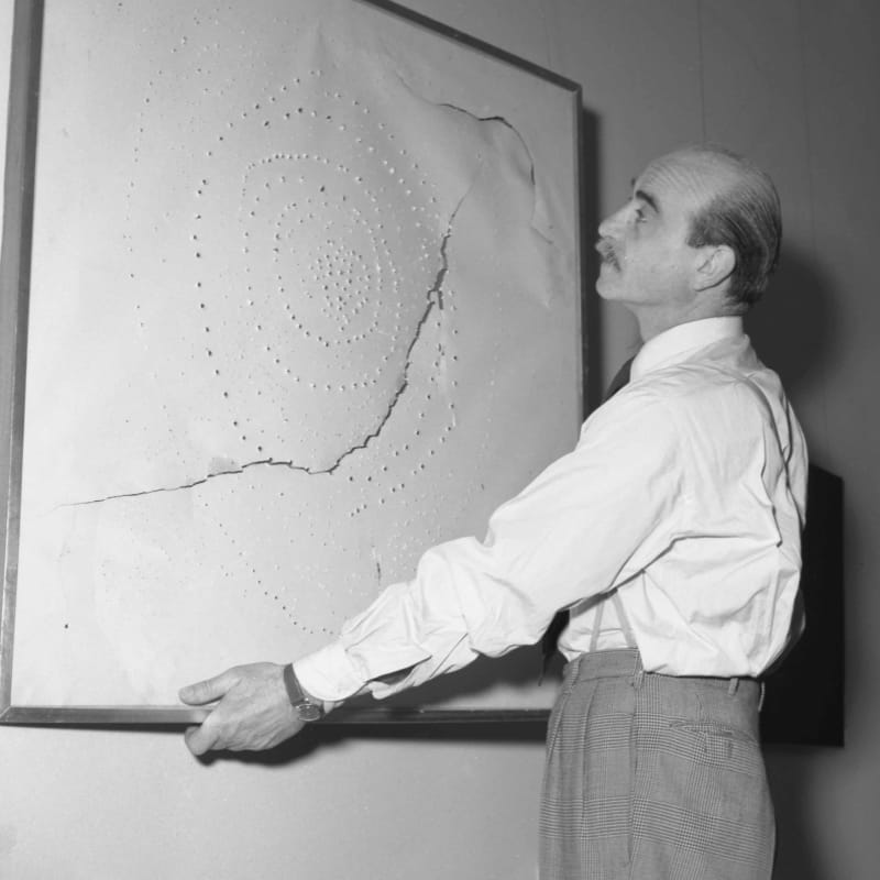 Lucio Fontana