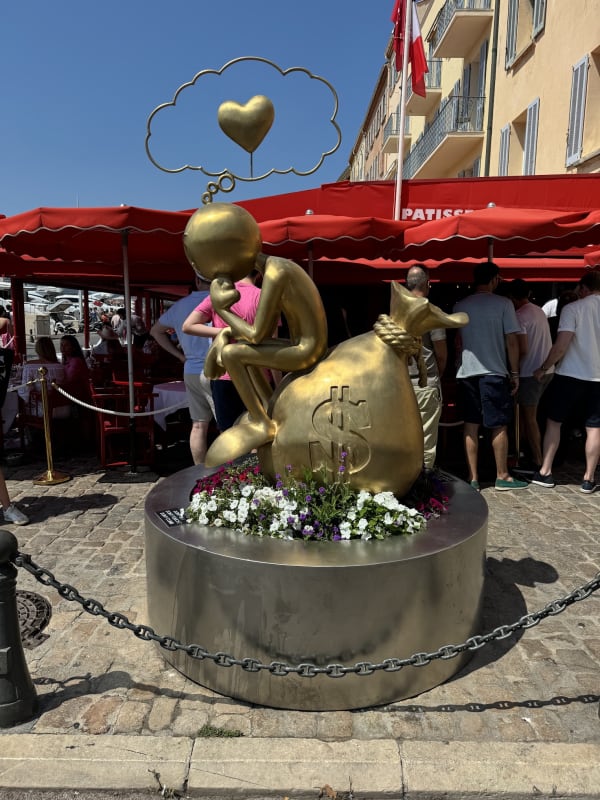 Kaï in the Village of St Tropez