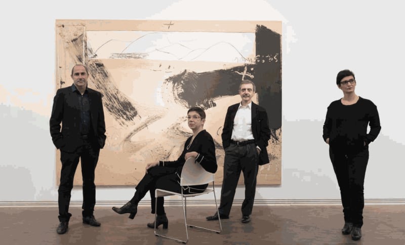 The four directors in the history of Fundació Antoni Tàpies. From left to right: Carles Guerra, Laurence Rassel, Manuel Borja-Villel and Nuria Enguita. Image by Gianlucca Battista.