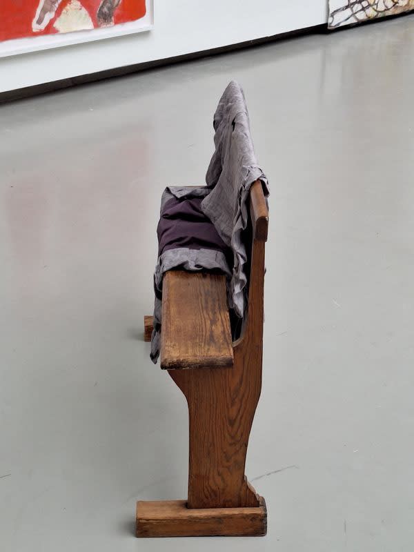 Marianne Berenhaut, ... Mais qui est-elle?, bench, dress, 110 x 25 x 25 cm, 2005