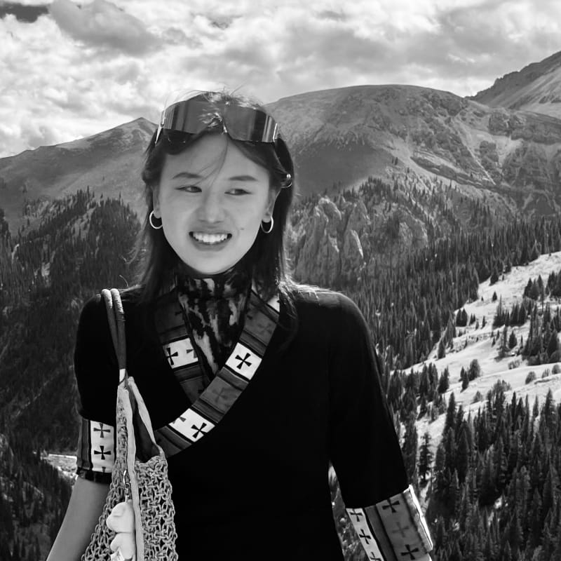 Lhamo Yue Liu 刘玥拉姆