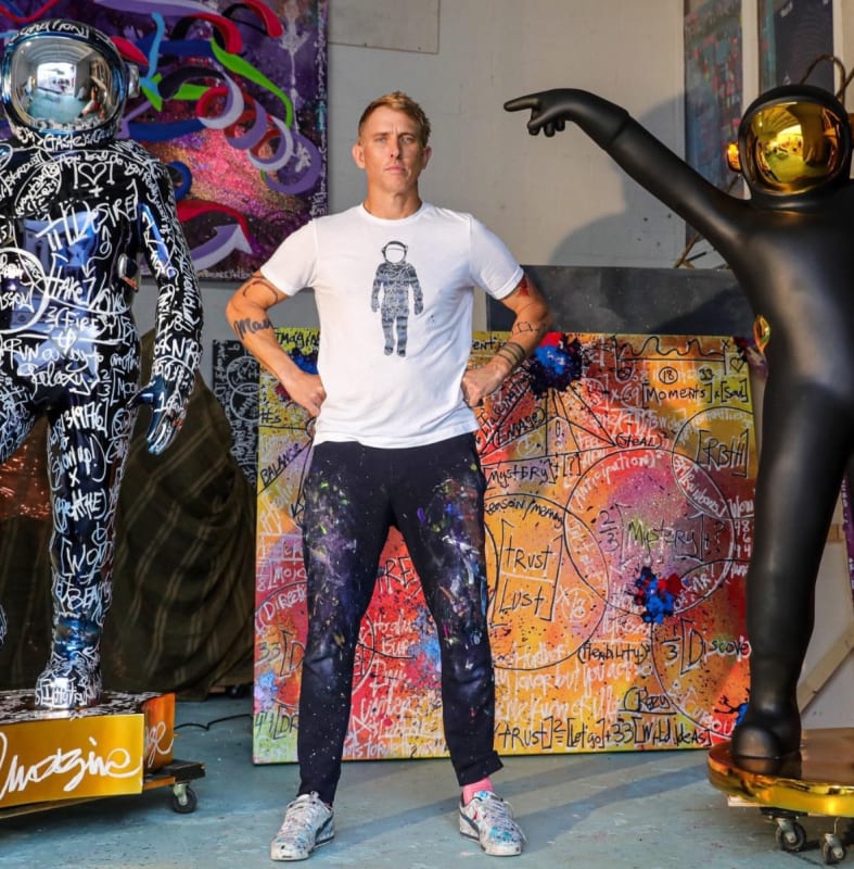Brendan Murphy artist and sculptor with his Bonji Spacemen