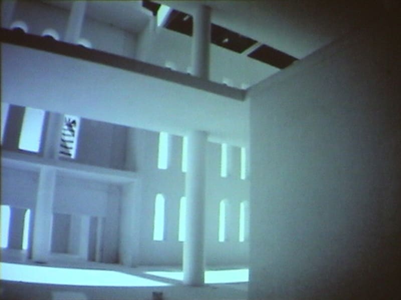 Exhibiting 'Pleasure factory’ '유쾌한 공작소' 전시하기 (2003) A model of exhibition 'Pleasure Factory' in Seoul Museum of Art, 9 video cameras, 9 monitors