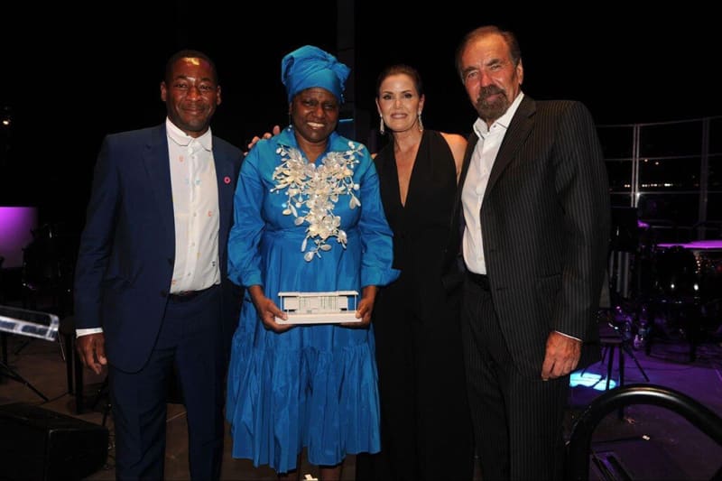 From left, April 17: PAMM Director Franklin Sirmans; María Magdalena Campos-Pons, 2021 Perez Prize winner; and Darlene Pérez and Jorge Pérez, at PAMM Art of the Party. | Photo by WorldRedEye.com, Courtesy PAMM