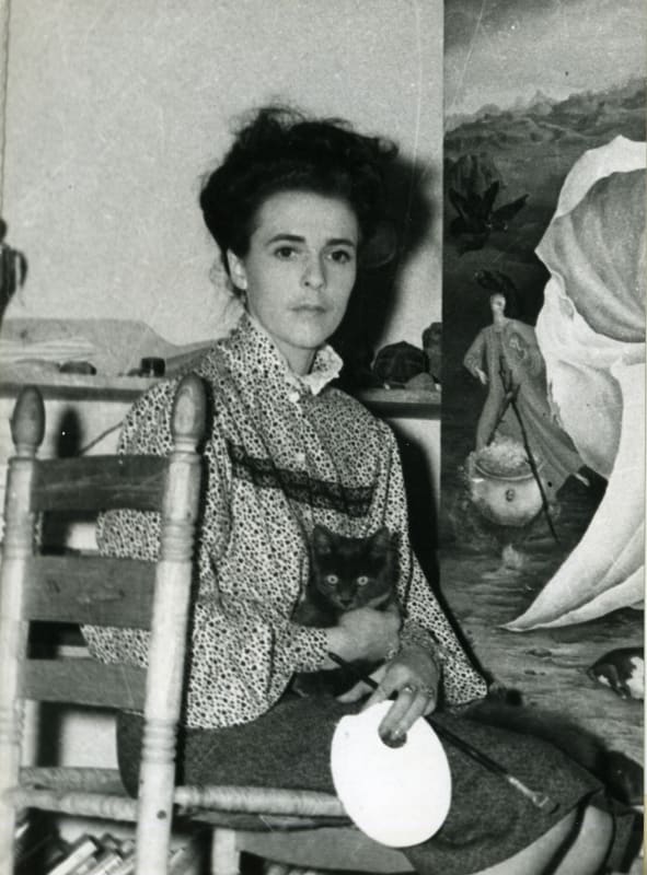 Leonora Carrington in her studio.EMERIC “CHIKI” WEISZ