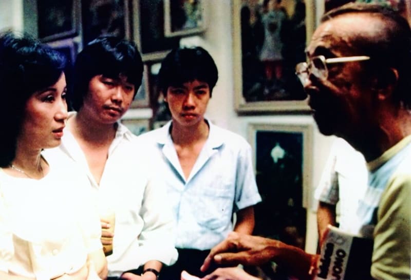 Melani Setiawan and S. Sudjojono in Pandanwangi Studio in Jakarta, 1984. Courtesy of Melani Setiawan.