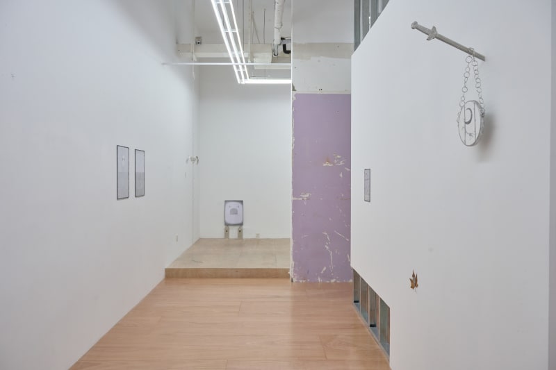 王芮:银灰色的死