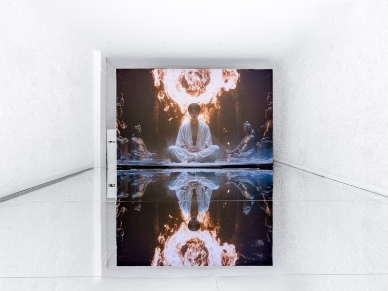 Black and White Karma – Turning, DOKU | New York and NADA Villa Warsaw