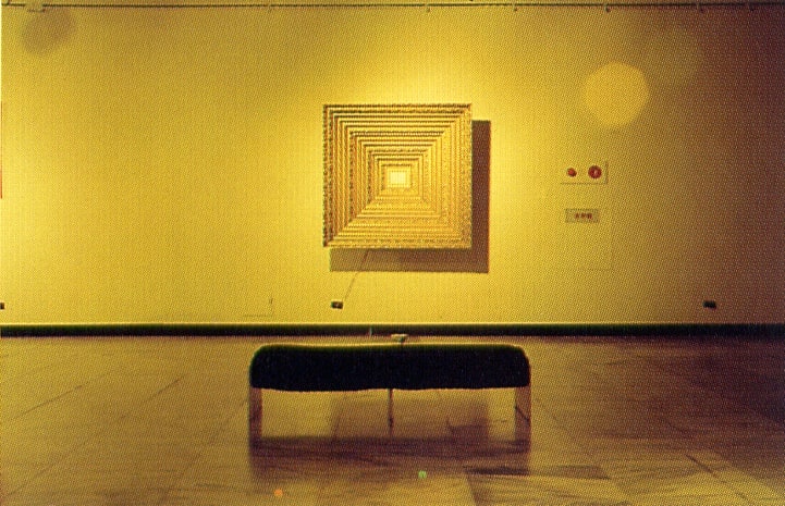 從藝術到商品之路 由石晉華 —「所費不貲」裝置展談起, 李俊賢