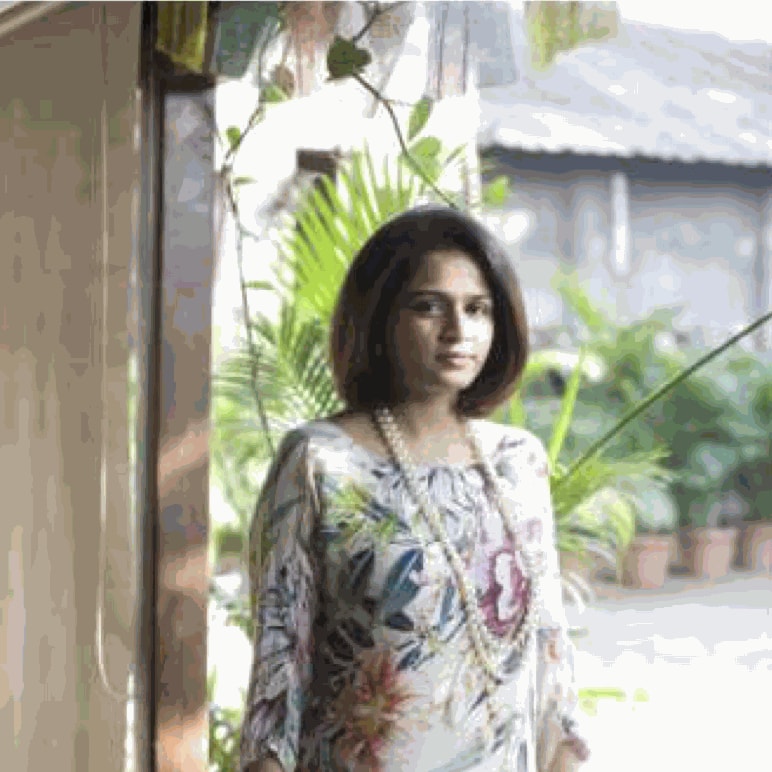 As the Art World Goes Online, a Generation Gap Opens