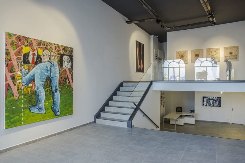 Installation view of Crossroads 5, group exhibition, Art On Istanbul Pera, 2017. Photo © Kayhan Kaygusuz, courtesy of the artists and Art On Istanbul.