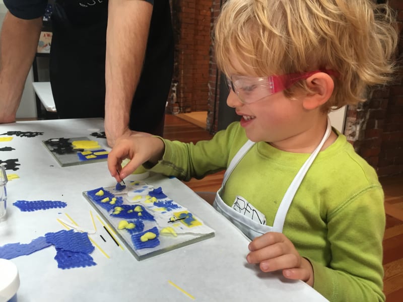 Glass Lab: Grown-ups & Kids Ages 3-5