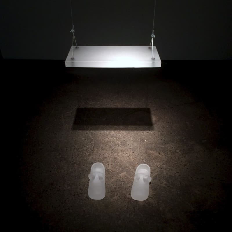 Silvia Levenson's "She flew away", (2016) kilnformed glass