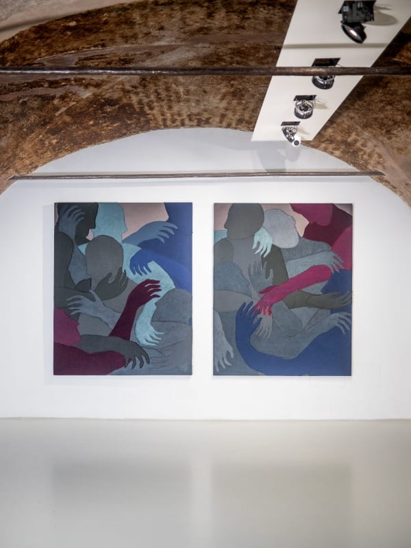 Essere uno. Tessuti e ceramiche di Alessandro Teoldi, veduta della mostra, Savona, 2024, Ph. Claudio Pagnacco