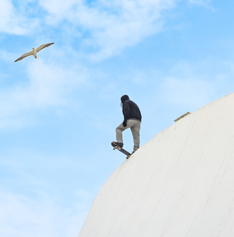 Mark Jenkins, Skate, 2022, Copyright photo: Anne-Bettina Brunet / Un été au Havre