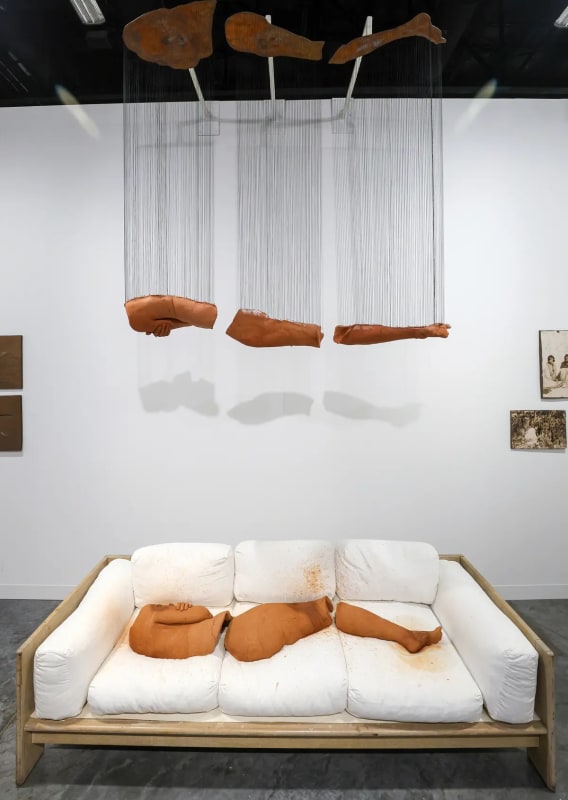 Roksana Pirouzmand, The Past Seeps Through the Present (2022) Photo by Liliana Mora, The Art Newspaper