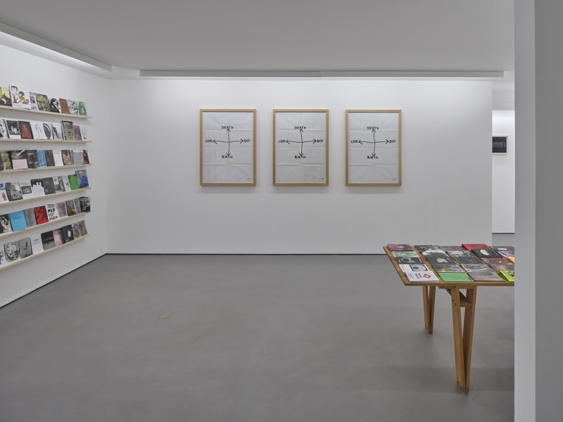 Little_Warsaw_innen_Library _Erna_Hecey_Gallery_Luxembourg_October_2020