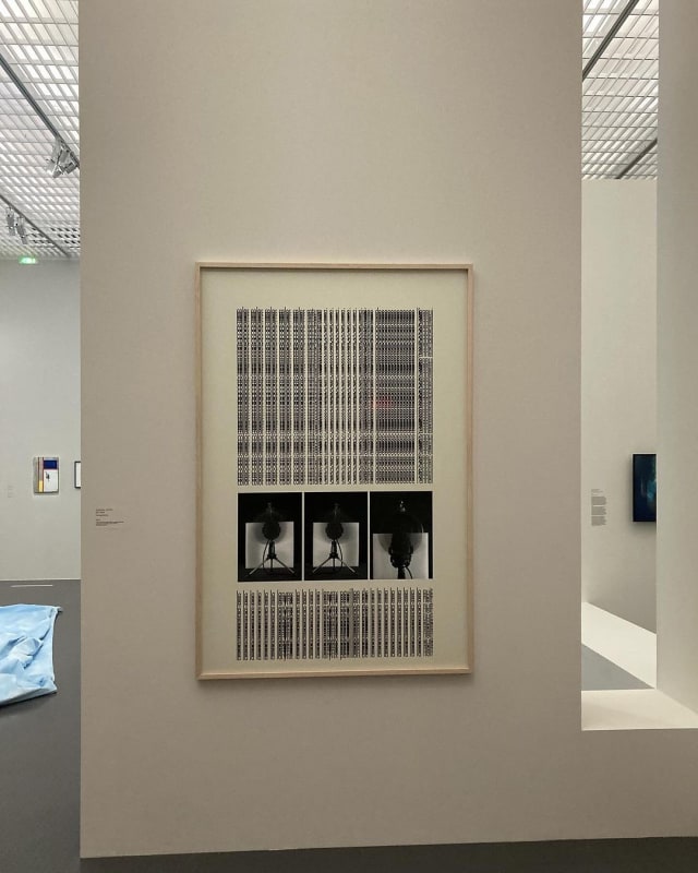 Suzanne Lafont, La cantatrice, 2023 Inkjet print on photorag paper, 170 x 117,5 cm (framed), edition 1/3 Exhibition view, Lacan, the exhibition. When Art Meets Psychoanalysis, Centre Pompidou-Metz, 2024