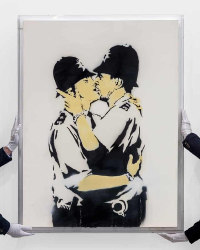 An image of Banksy's Kissing Coppers, from 5Art Gallery News