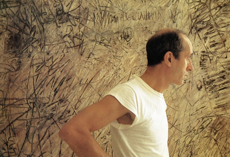 Georges Noël in his Paris studio, 1983 © Rights reserved