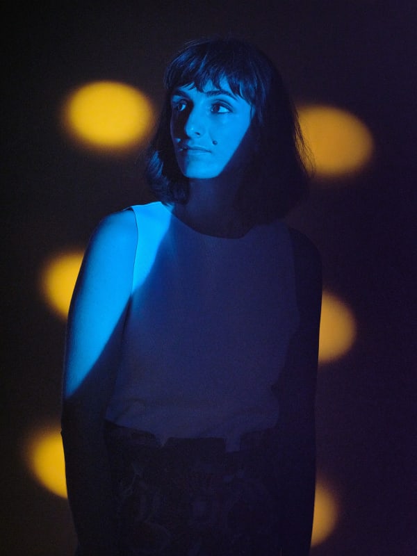 © Portrait par Hannah WHITAKER. © Tous droits réservés à l'artiste.