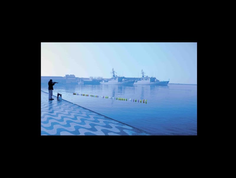 HALE TENGER Balloon Loan, 2005 Photographic print on Kodak Professional Endura paper 75x100 cm Edition of 5