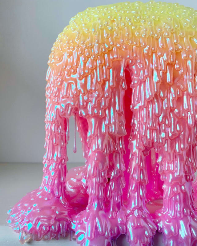 Dan Lam sculpture, detail view