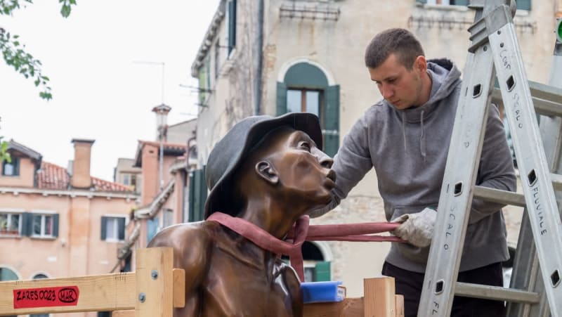 Biennale di Venezia 2019 - Sculptures Installation