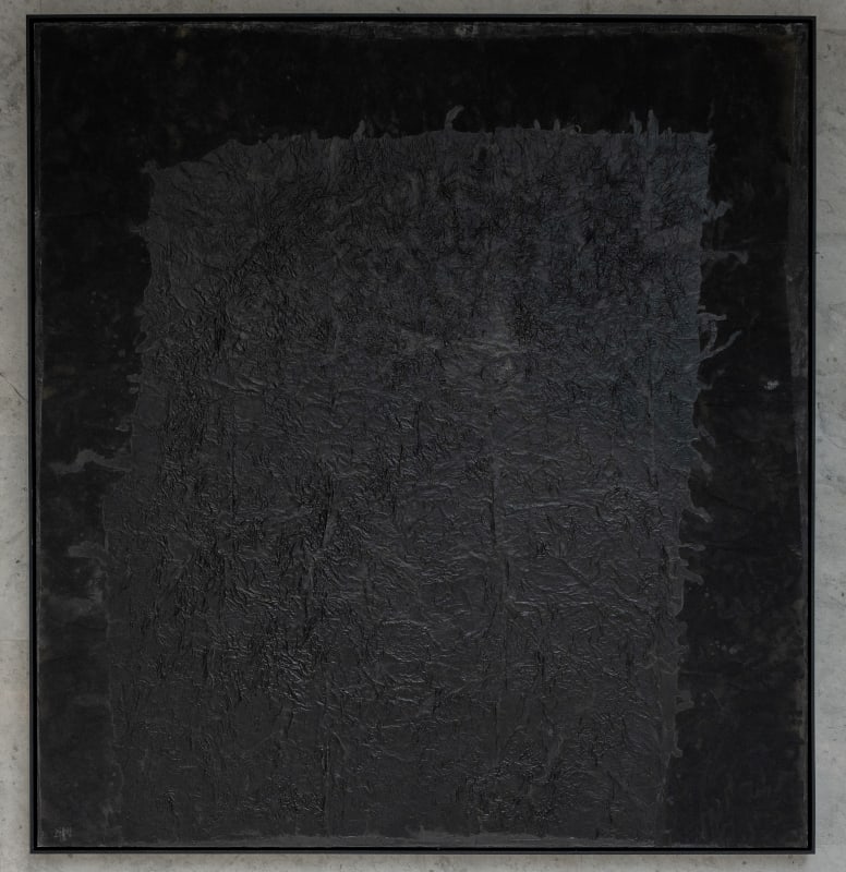 杨诘苍，《千层墨: 窗》，宣纸，裱布，1990-1992 Yang Jiechang, One Hundred Layers of Ink: Window, ink on xuan papper and gauze, mounted on canvas, 1990-1992