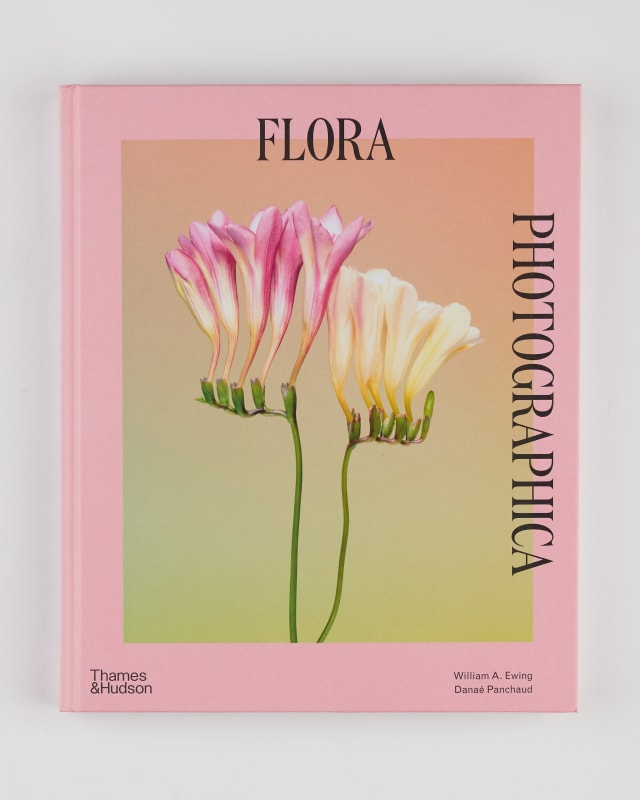 Flora Photographica, Thames and Hudson Ltd.