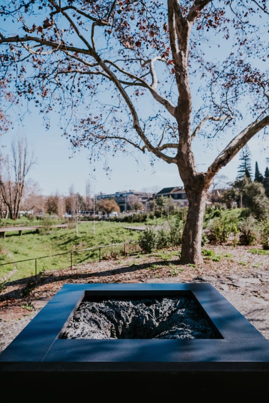 Quatro Poços de Água no Parque, 2021. Bronze, stone, stainless steel and hydraulic system 4 wells. Wells 1 and 2 : 90 x 150 x 150 cm Wells 3 and 4 : 50 x 250 x 250 cm Permanent installation at Parque Gonçalo Ribeiro Telles, Lisbon, Portugal