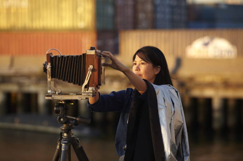 An-My Lê with her large-format camera. © John D. and Catherine T. MacArthur Foundation