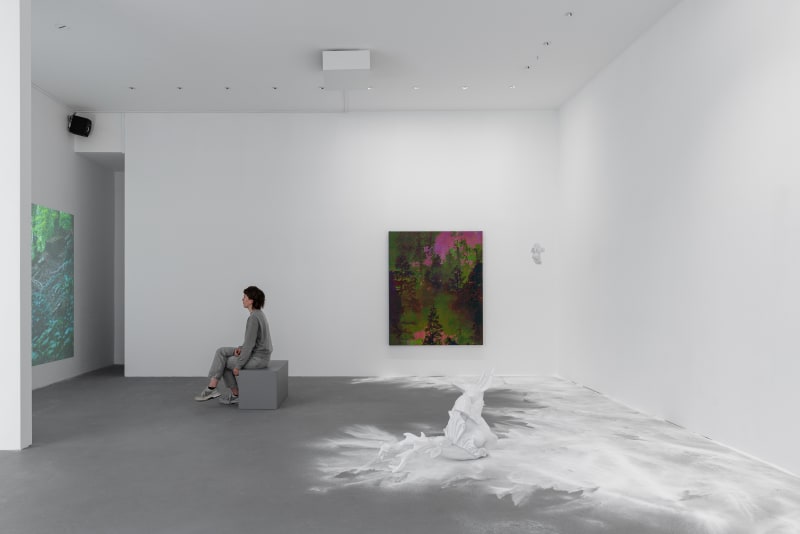 Installation view in a forest of red, green and blue 2023 | Photo: Dirk Tacke