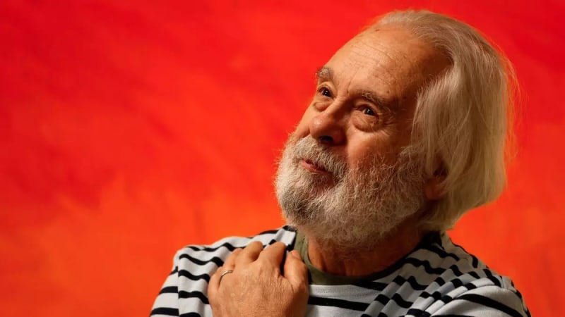 L.A. painter Frank Romero in his Highland Park studio. The artist, 75, is the subject of a retrospective at the Museum of Latin American Art in Long Beach. (Genaro Molina / Los Angeles Times)