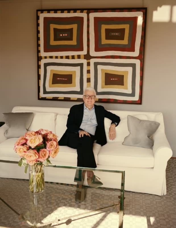 Martin with Untitled, 1992, by Ronnie Tjampitjinpa © Clément Pascal