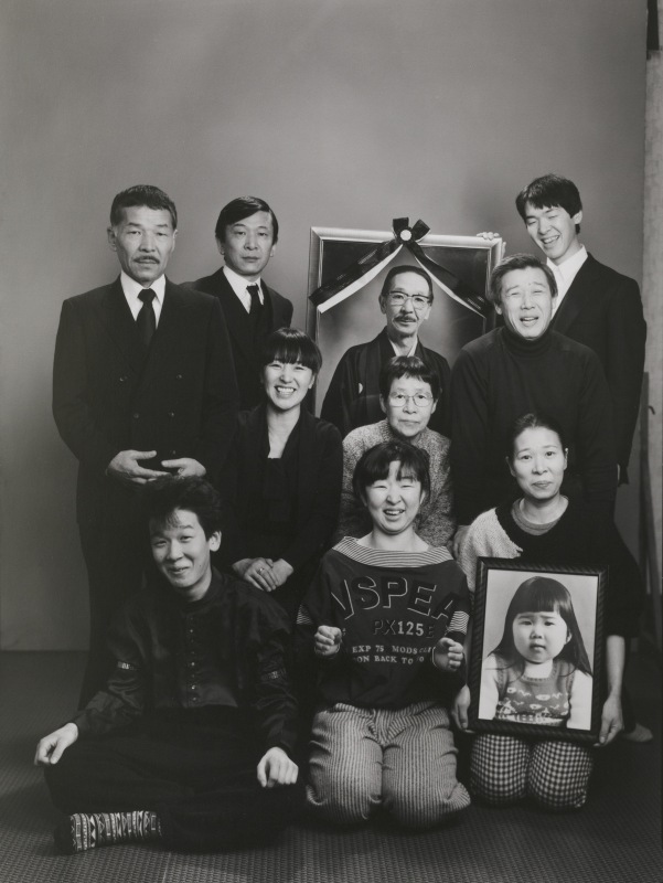 深濑昌久，选自“家族”系列，1987。© 深濑昌久档案馆