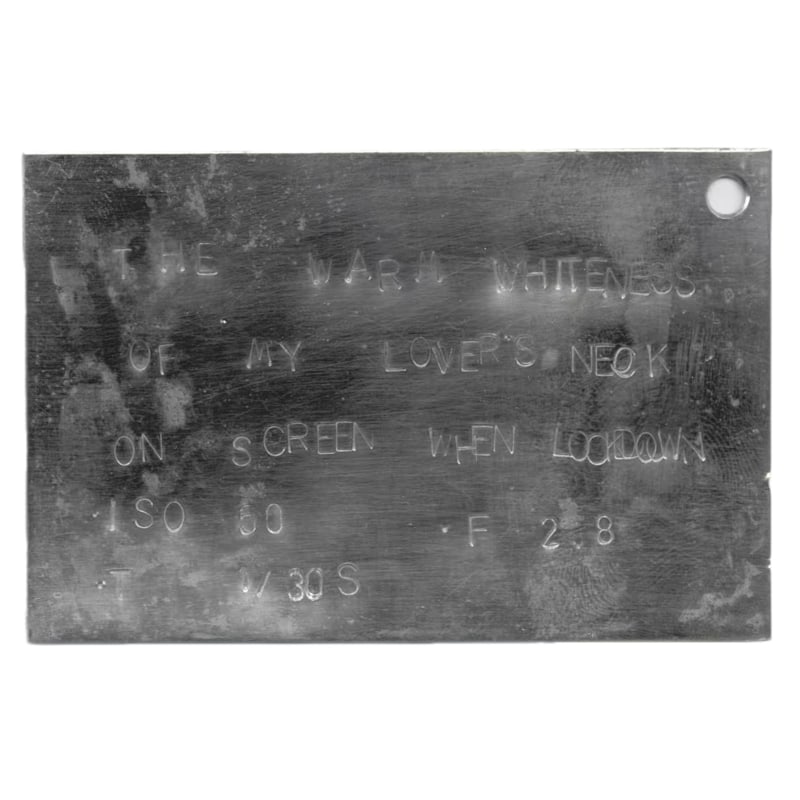 苏仲尧，《测光表之诗》，2020-2022，铝板压印 Su Zhongyao,The Poetry of the Light Meter, 2020-2022, Stempel plat alumunium