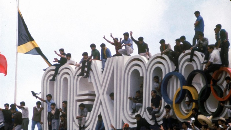 Eduardo Terrazas – México 68: una imagen moderna para la ciudad milenaria