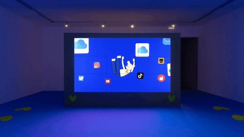 LOVELOVELOVE Biennial of Moving Images, Beijing<br>