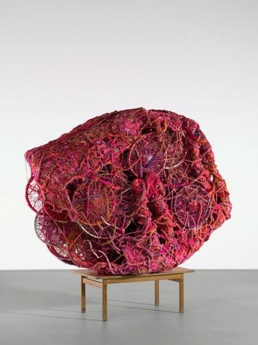 <p>Ovaria, 2008<br /><em>Cellulose, pigment, cord and metal, table, 206 x 216 x 100 cm 81.16 x 85.1 x 39.4 in</em><br /><em>Courtesy Contemporary Fine Arts; Photo: Jochen Littekemann</em></p>